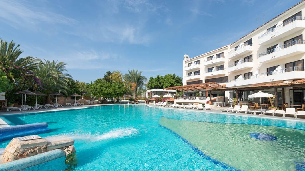 Hotel Paphos Gardens Holiday Resort 